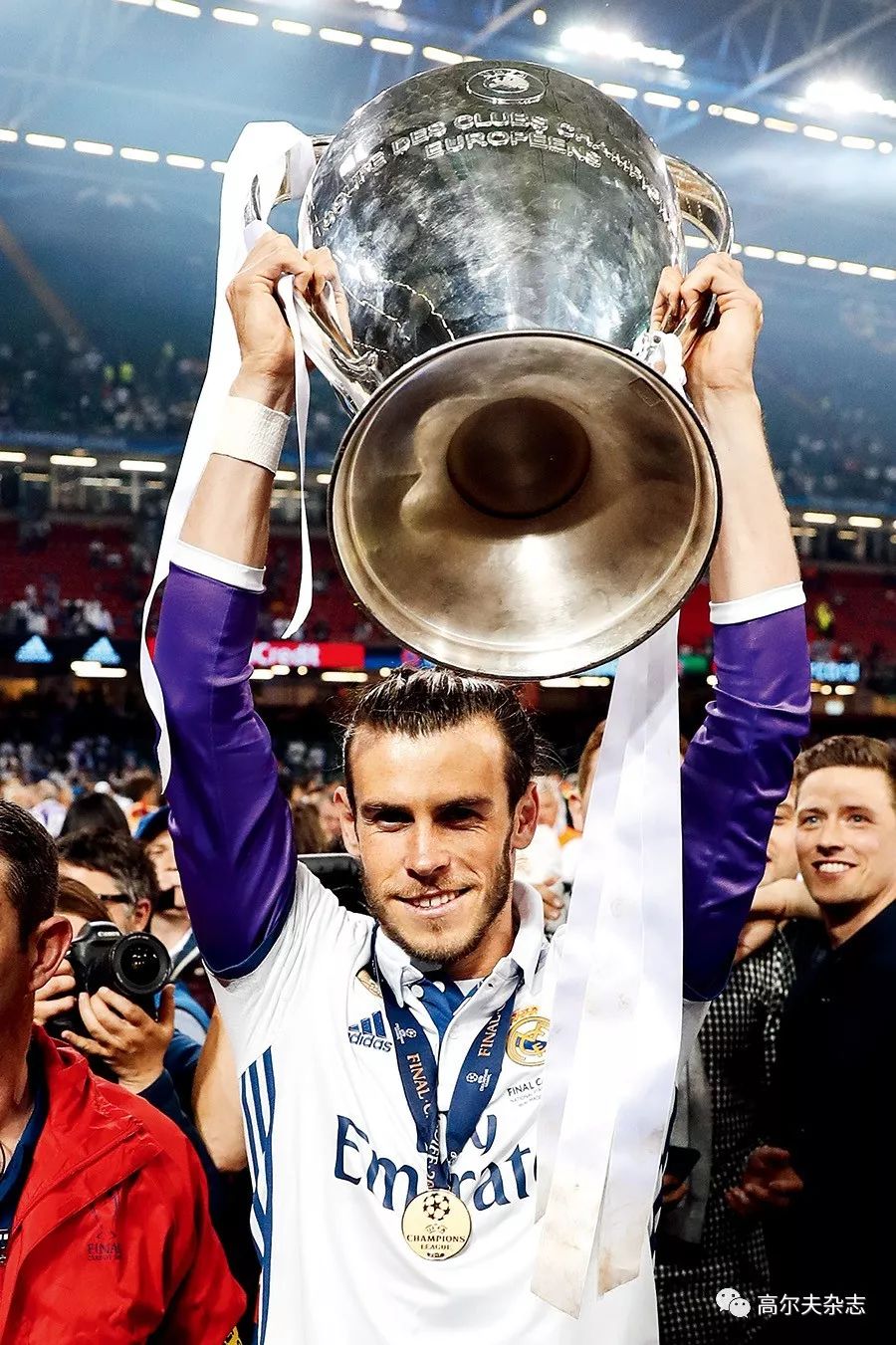 爱游戏-菲尼克斯太阳发布备战花絮，窗口期迎来里程碑，欧冠任务艰巨，团队化学反应显著的简单介绍