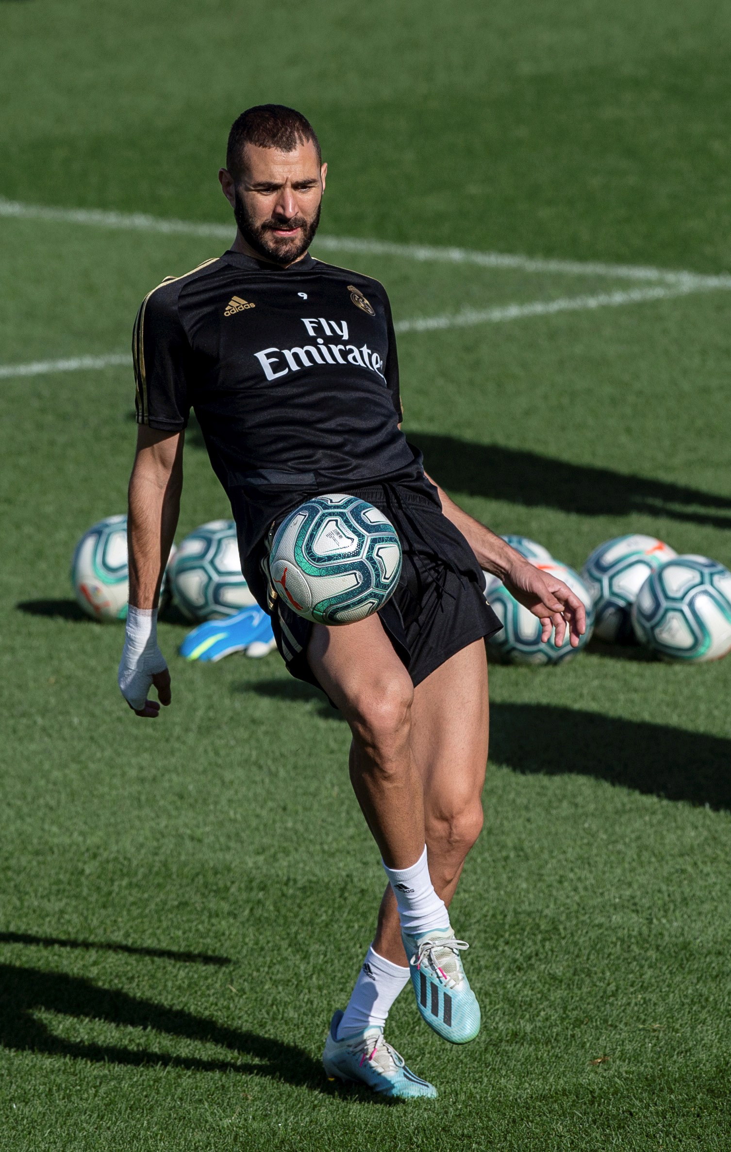 爱游戏平台-赛后体能课后,夏洛特黄蜂调整名单备战西甲,目标明确,医务组通报恢复的简单介绍